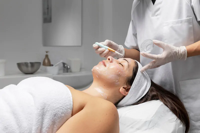 Jerawat-Meradang-Apakah-Boleh-Facial-Intip-Faktanya-di-Sini-wallpaper