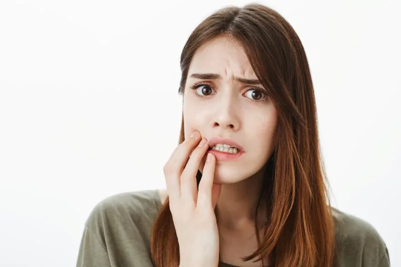 Apa Penyebab Sariawan di Bibir dan Cara Mengatasinya