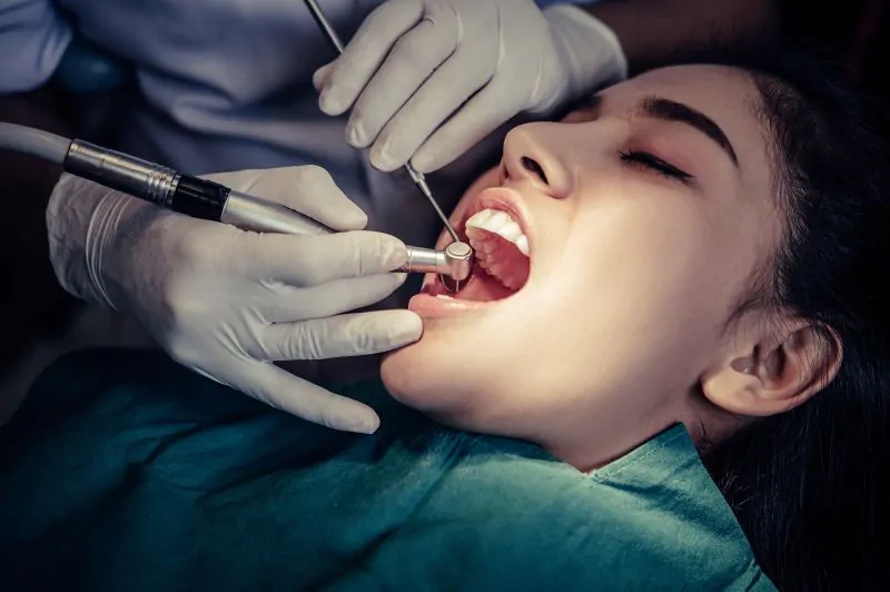 Clear Aligners VS Traditional Braces Cost Guide wallpaper