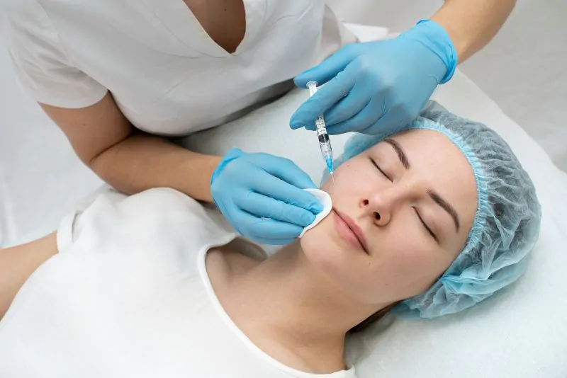 Perbandingan Treatment DNA Salmon Rejuran Healer, Nucleofill, dan Vitaran